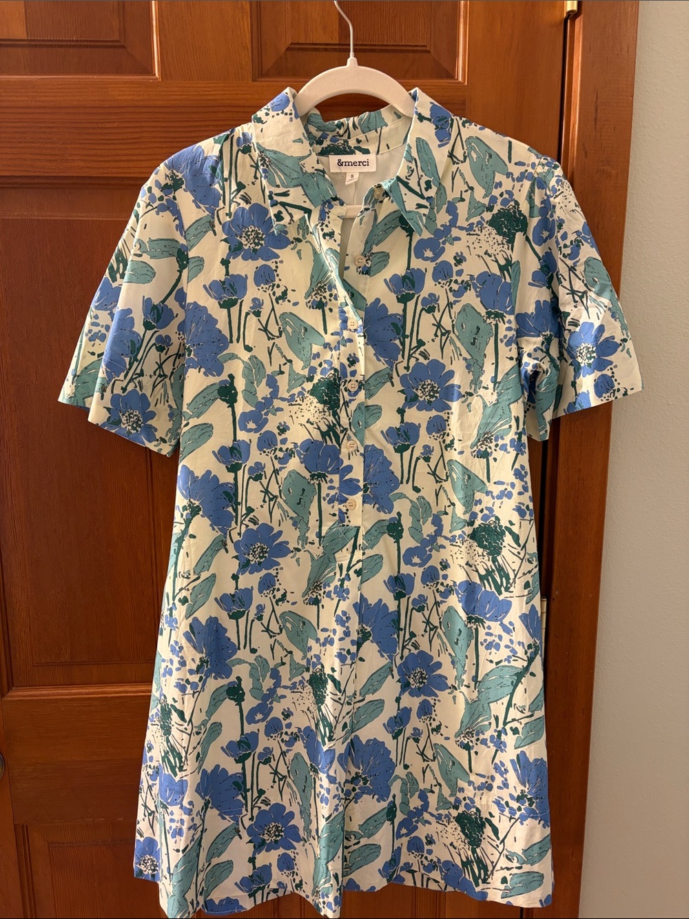 &merci Blue Floral Button-Front Mini Dress